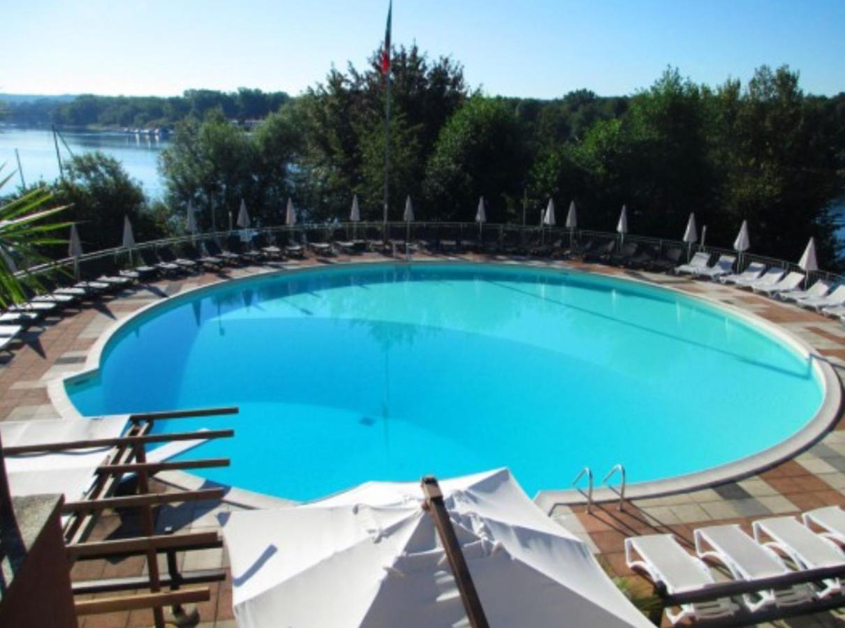 La Dolce Vita House Boat Hotel Lisanza Exterior photo
