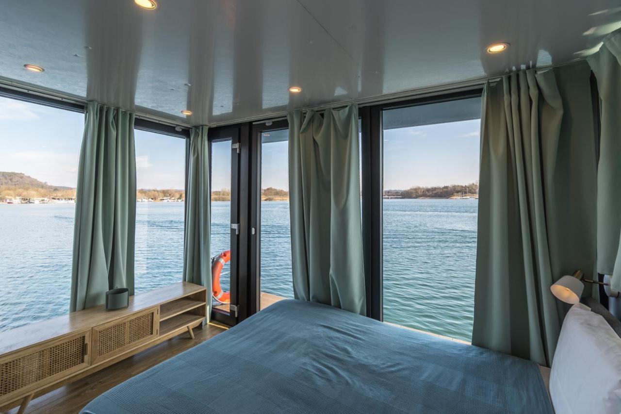La Dolce Vita House Boat Hotel Lisanza Exterior photo