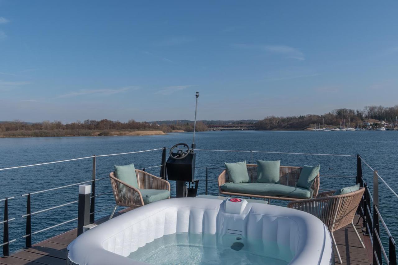 La Dolce Vita House Boat Hotel Lisanza Exterior photo